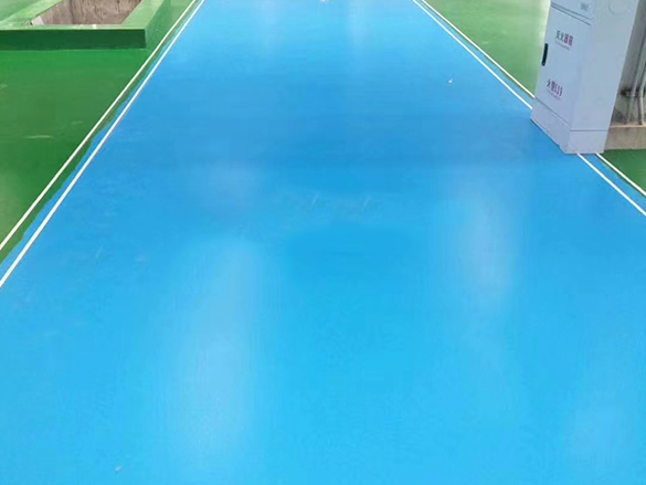 环氧地坪漆的自流平性能：确保地面平整度和美观度