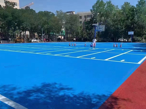 环氧地坪漆在地下车库中的应用：防水、耐磨、易清洁