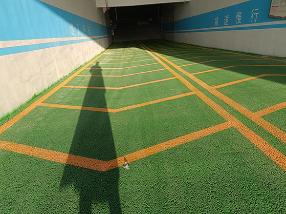 环氧地坪漆的易清洁性：减少日常维护工作，提高效率