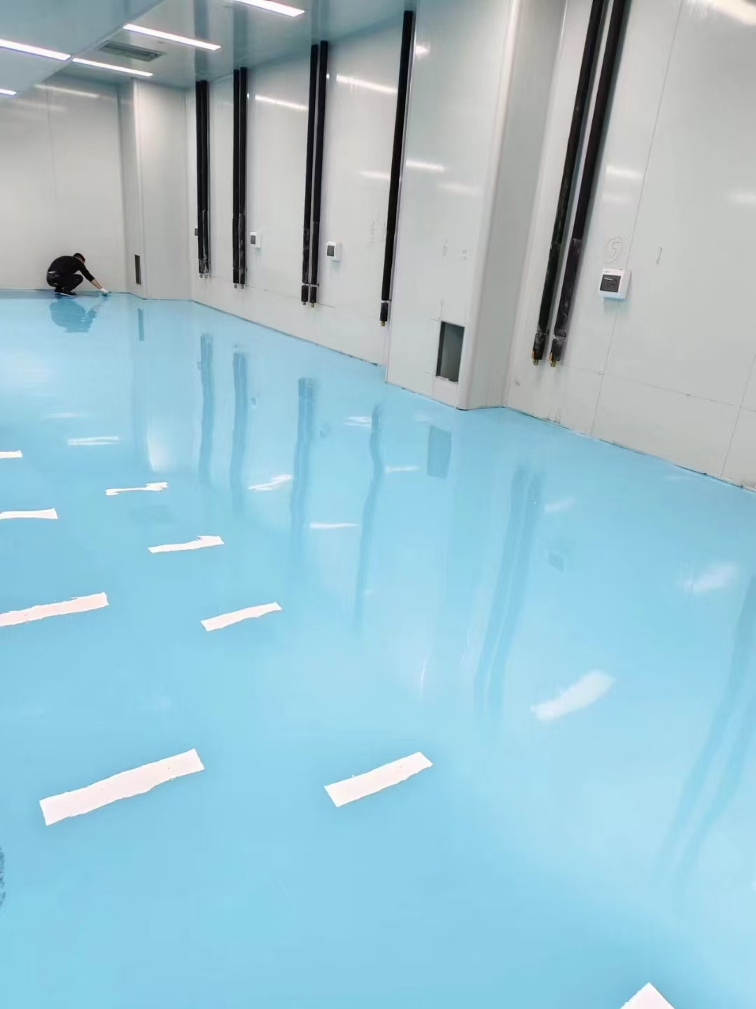 环氧地坪施工中的常见问题及解决方案